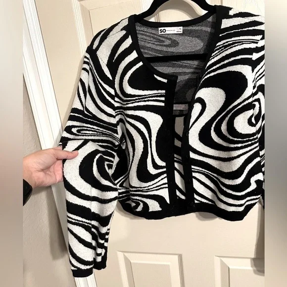 SO Women's Abstract Swirl Sweater Tank & Cardigan Set, Black & White, Sz XL - Picture 5 of 16
